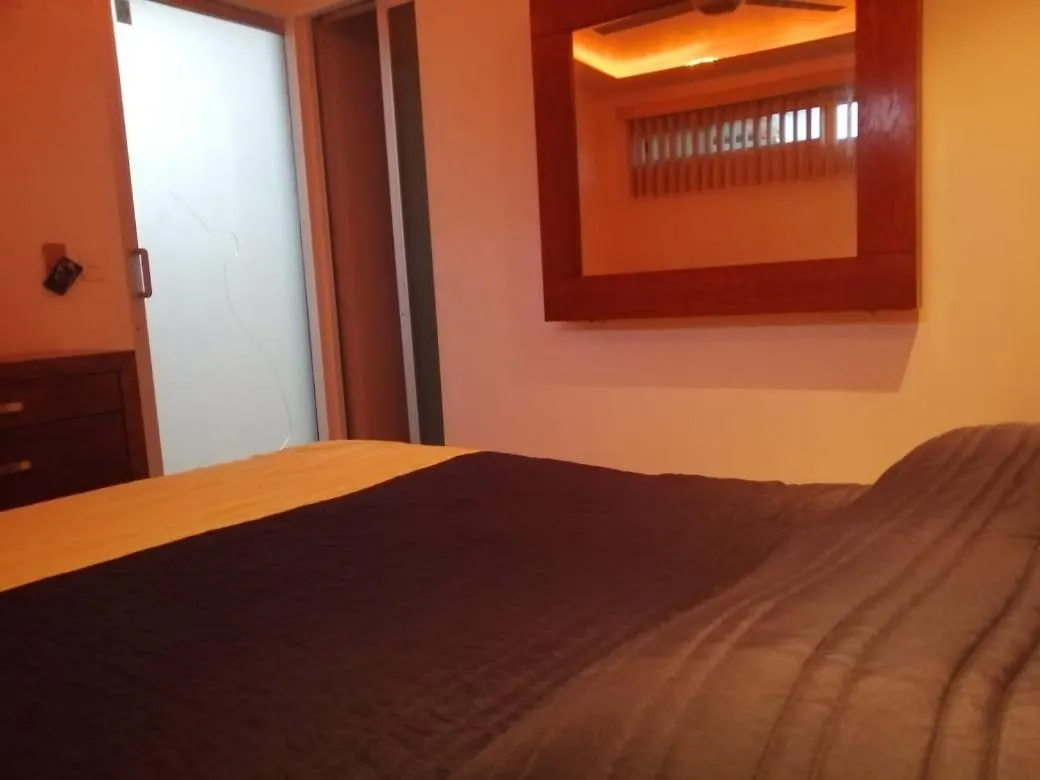 غوادالاجارا Pule Pule Hostal Boutique بيت ضيافة